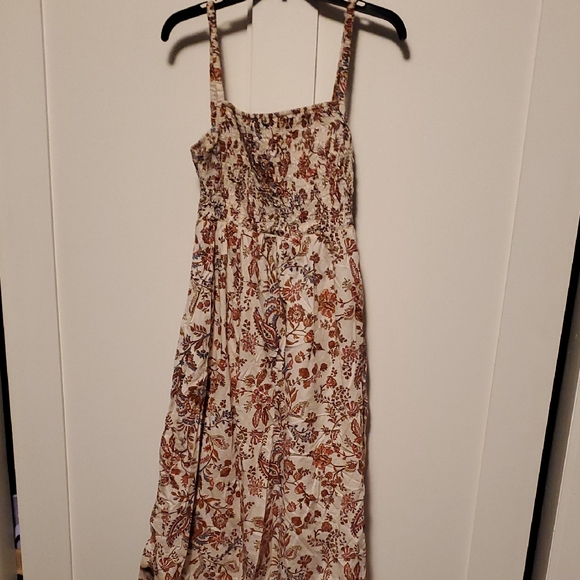 Old Navy Dresses & Skirts - Old Navy Cream Maxi Dress with Brown & Blue Floral Print